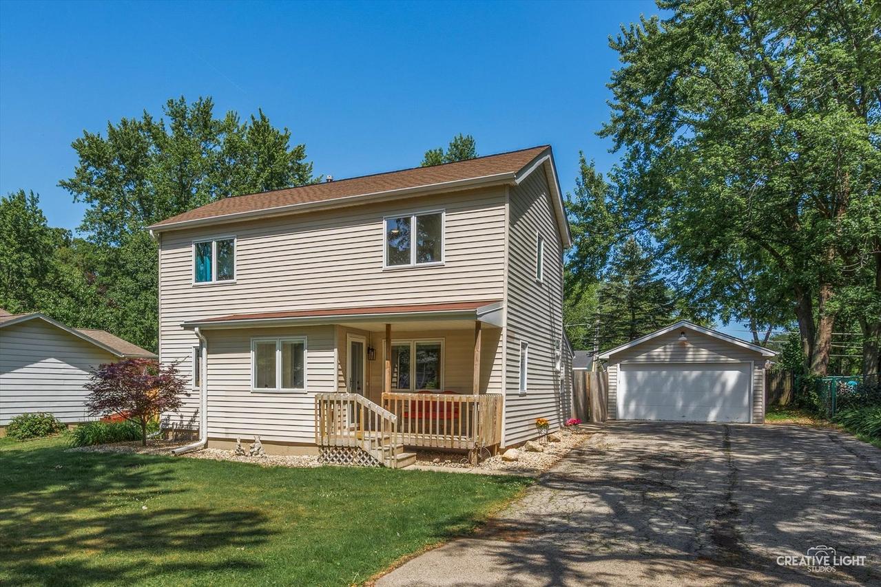 33303 Algonquin Dr., Grayslake, IL 60030