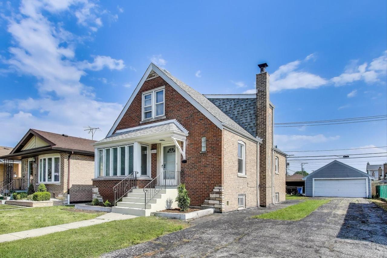 5949 W 55th St., Chicago, IL 60638