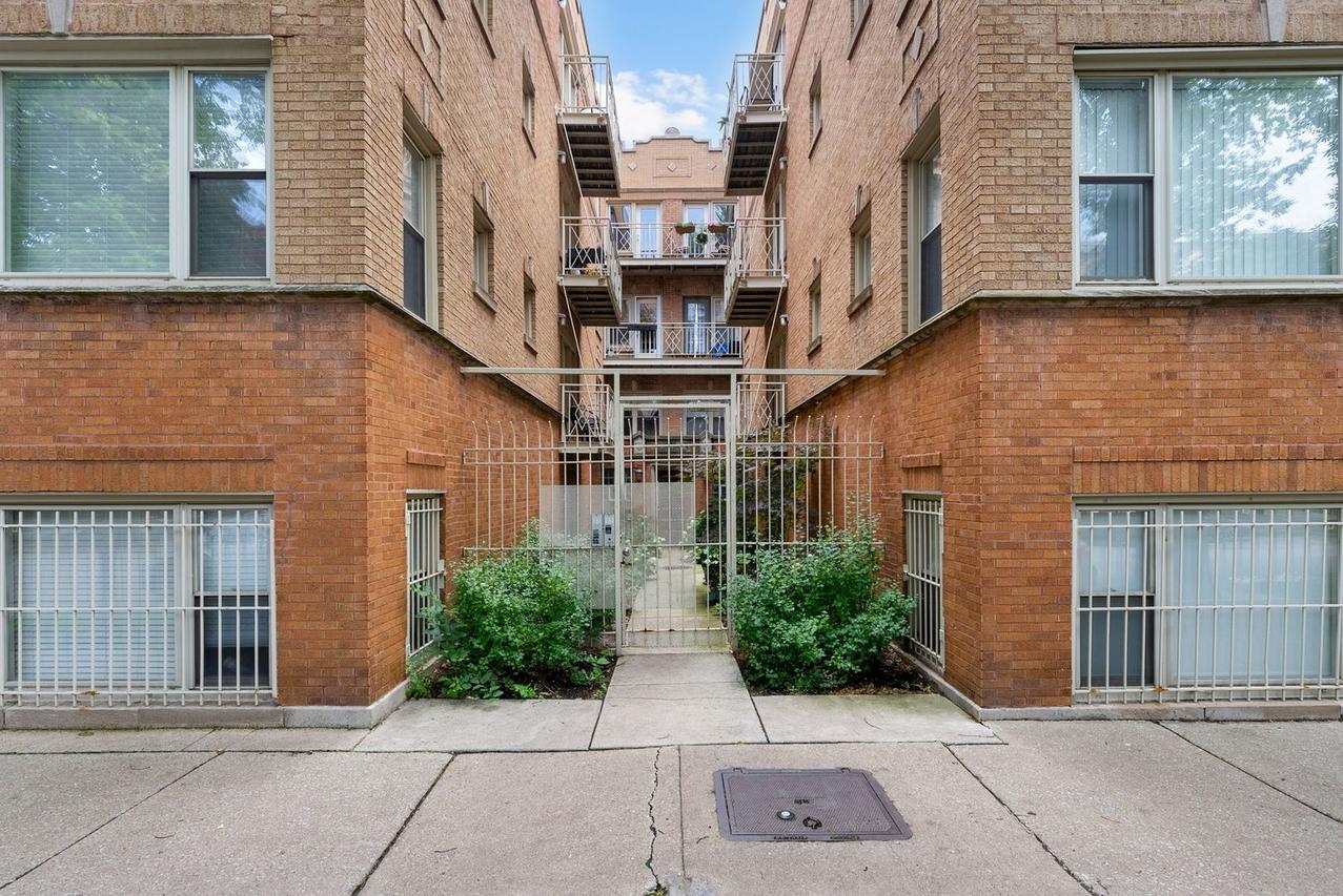 1011 N Oakley Blvd. #3E, Chicago, IL 60622