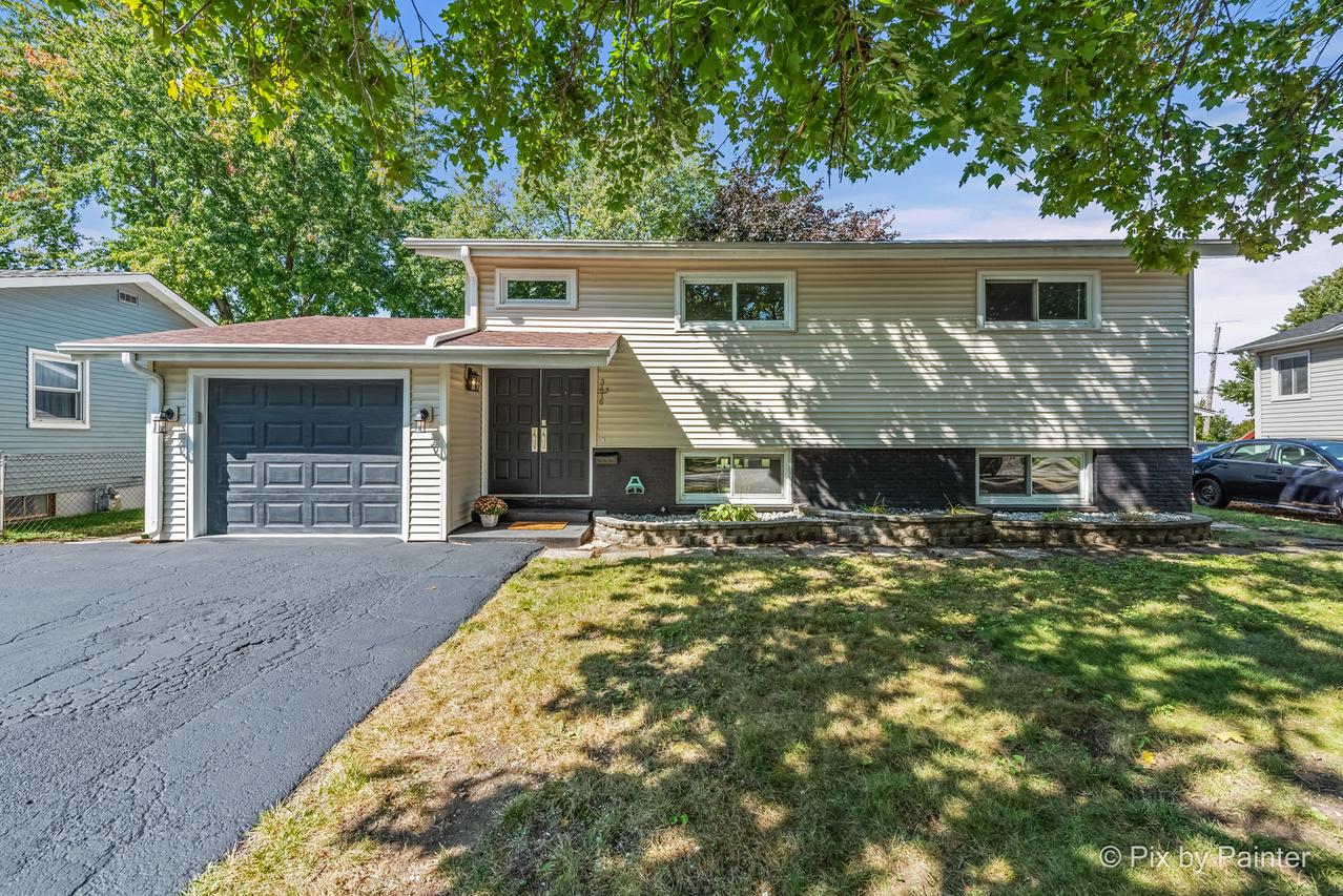 3416 Winhaven Dr., Waukegan, IL 60087