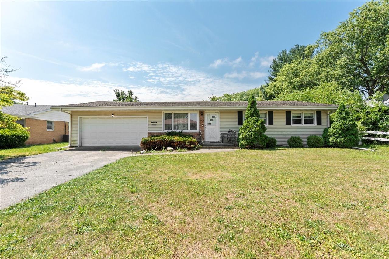 1356 Briarcliff Dr., Rantoul, IL 61866
