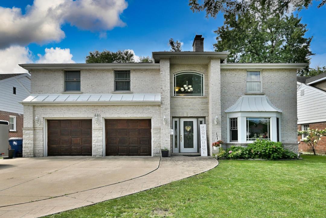 446 S Stratford Ave., Elmhurst, IL 60126
