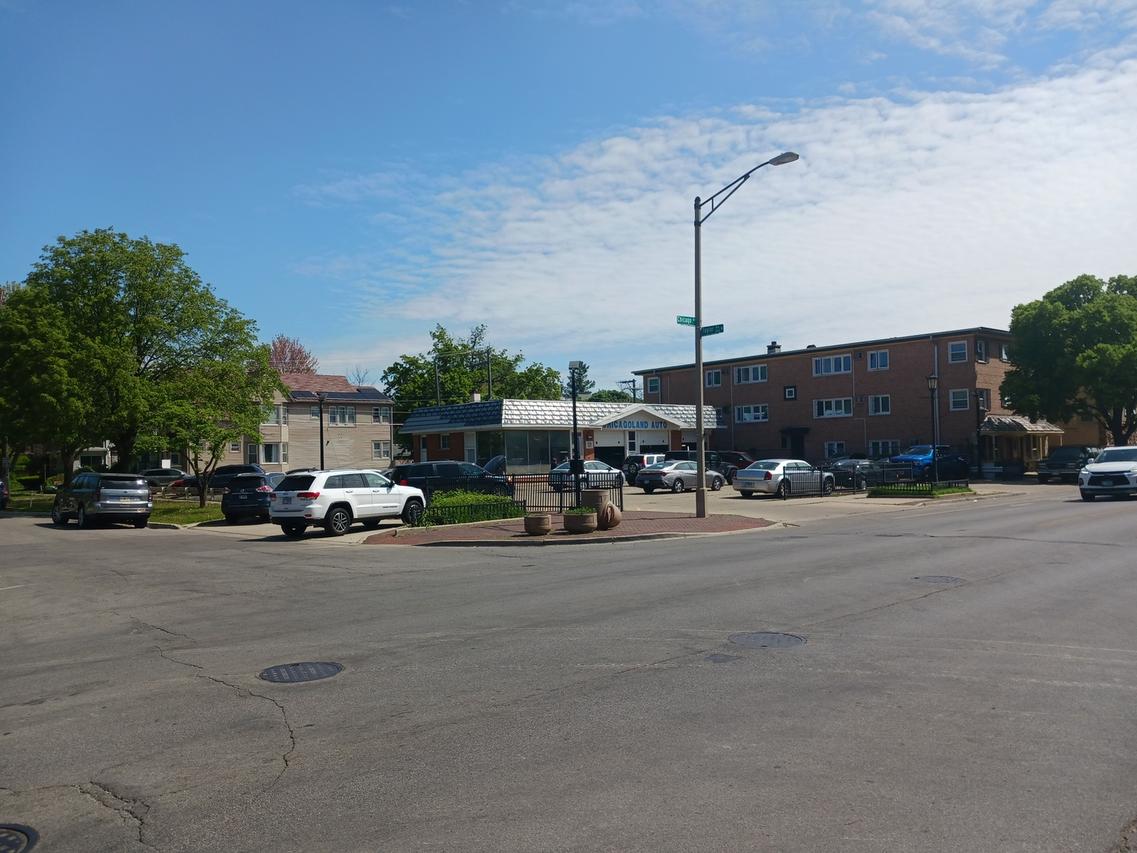 62 Chicago Ave., Oak Park, IL 60302