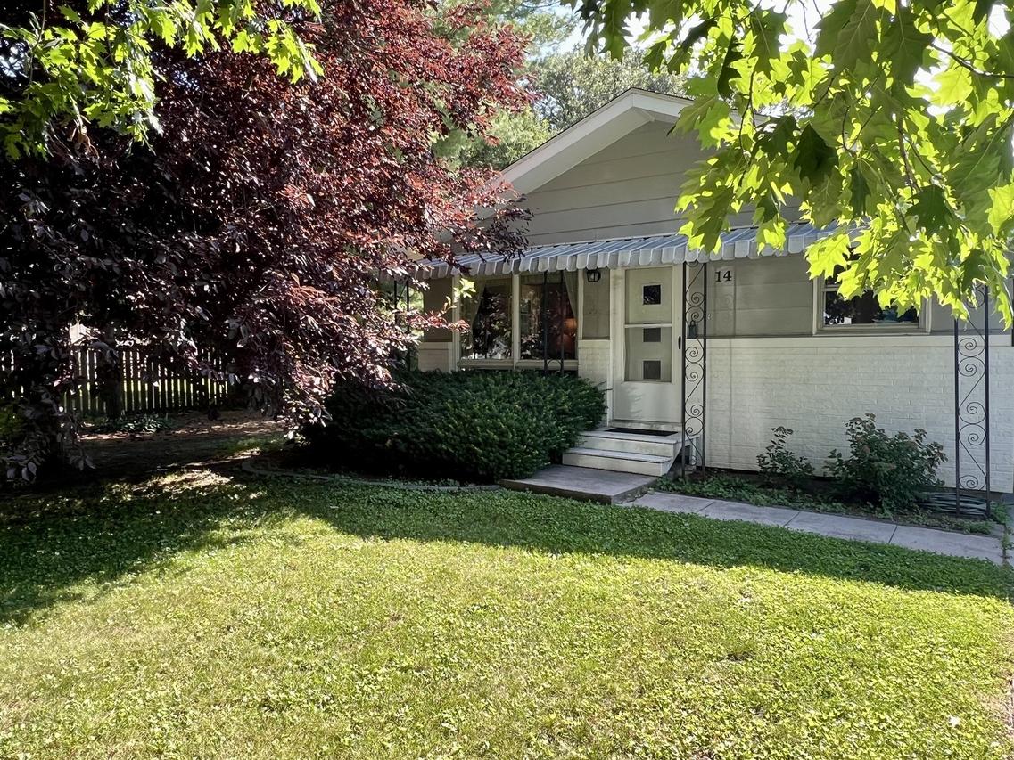 14 N Walnut St., Pesotum, IL 61863
