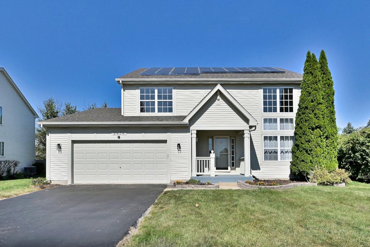 2434 White Barn Rd., Aurora, IL 60502