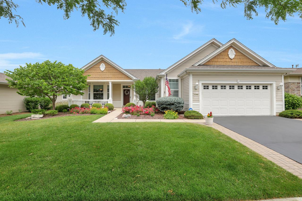 12990 River Park Dr., Huntley, IL 60142