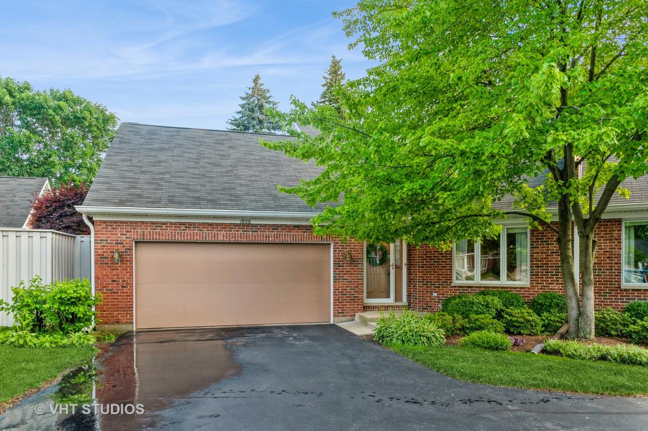 1808 N Normandy Ct., Arlington Heights, IL 60004