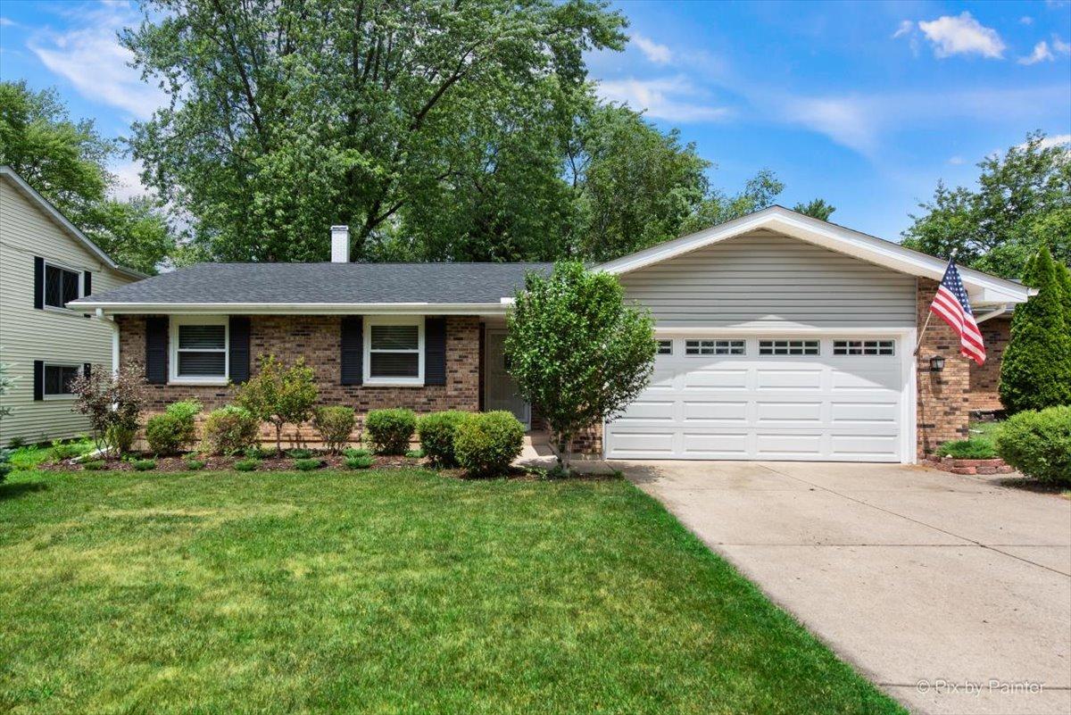 862 Arthur Dr., Elgin, IL 60120