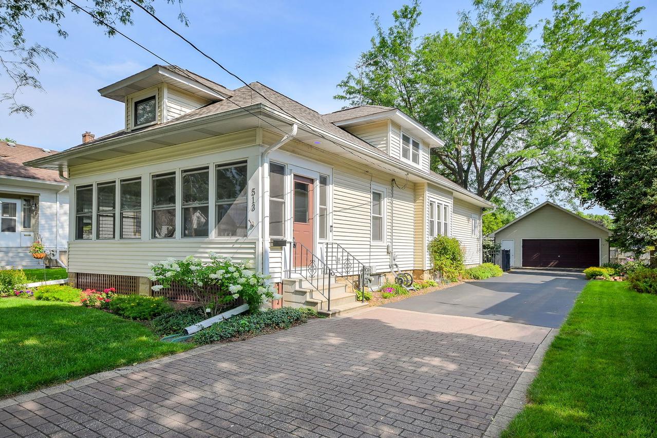 513 Morton St., Batavia, IL 60510