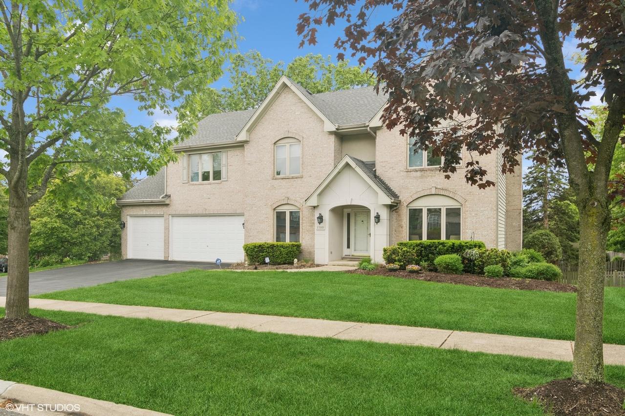 1580 W North St., Palatine, IL 60067