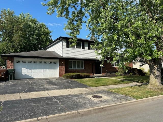 726 E 193rd St., Glenwood, IL 60425