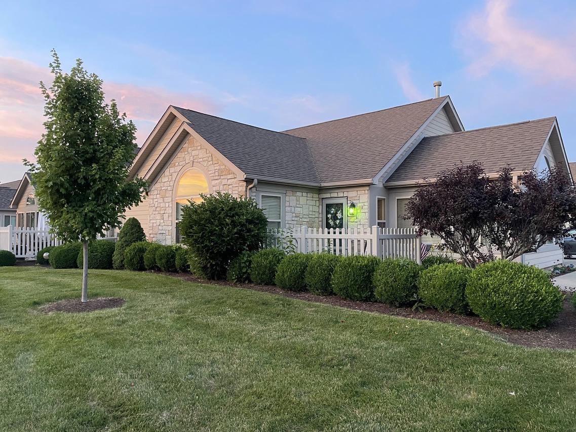 2726 J T Coffman Dr., Champaign, IL 61822