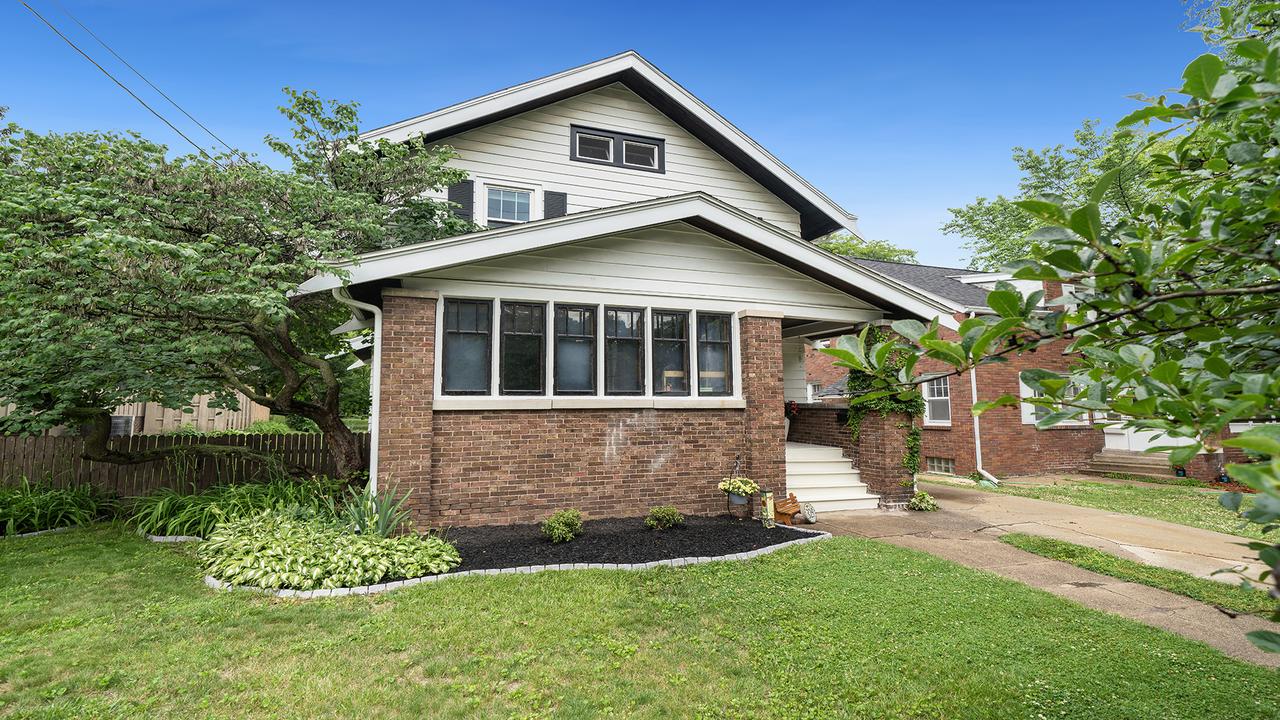 324 N Prospect St., Rockford, IL 61107