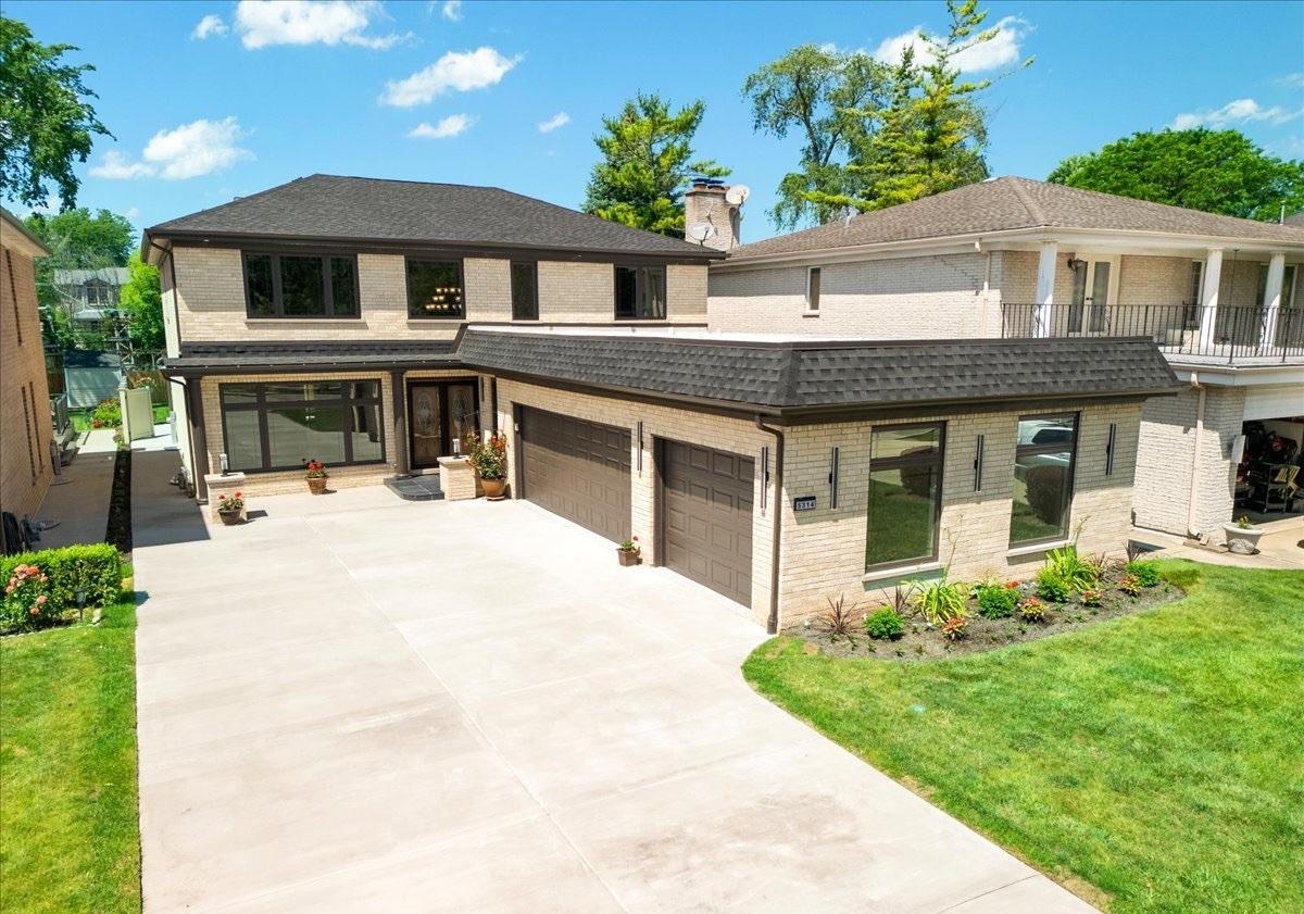 5314 Pratt Ave., Skokie, IL 60077