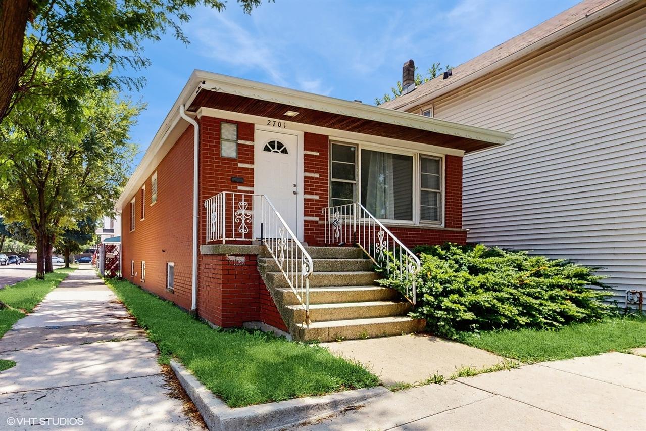 2701 S Hillock Ave., Chicago, IL 60608