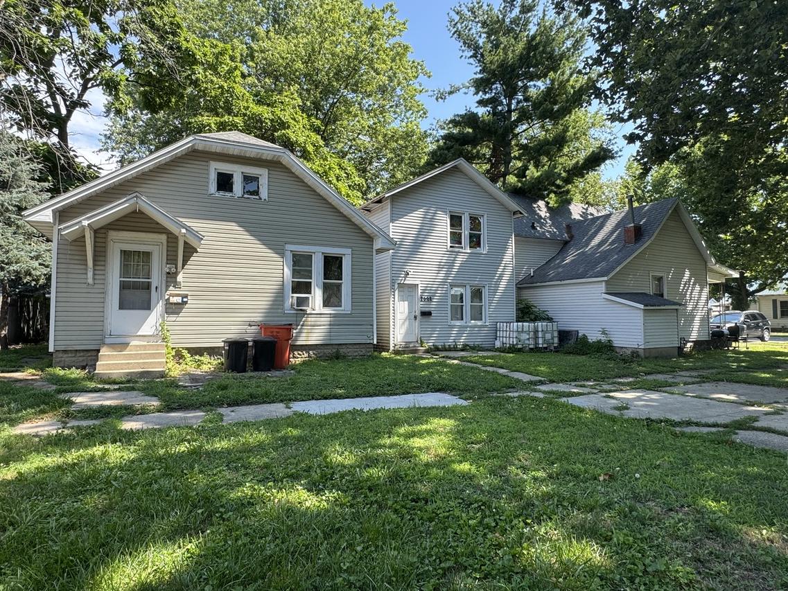 2502 Pine Ave., Mattoon, IL 61938