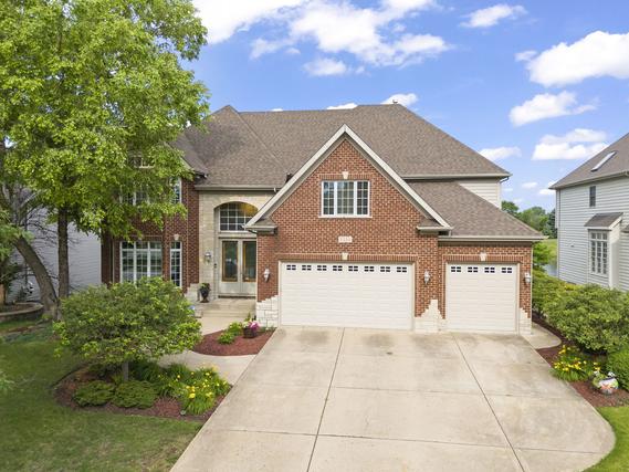 3316 Tall Grass Dr., Naperville, IL 60564
