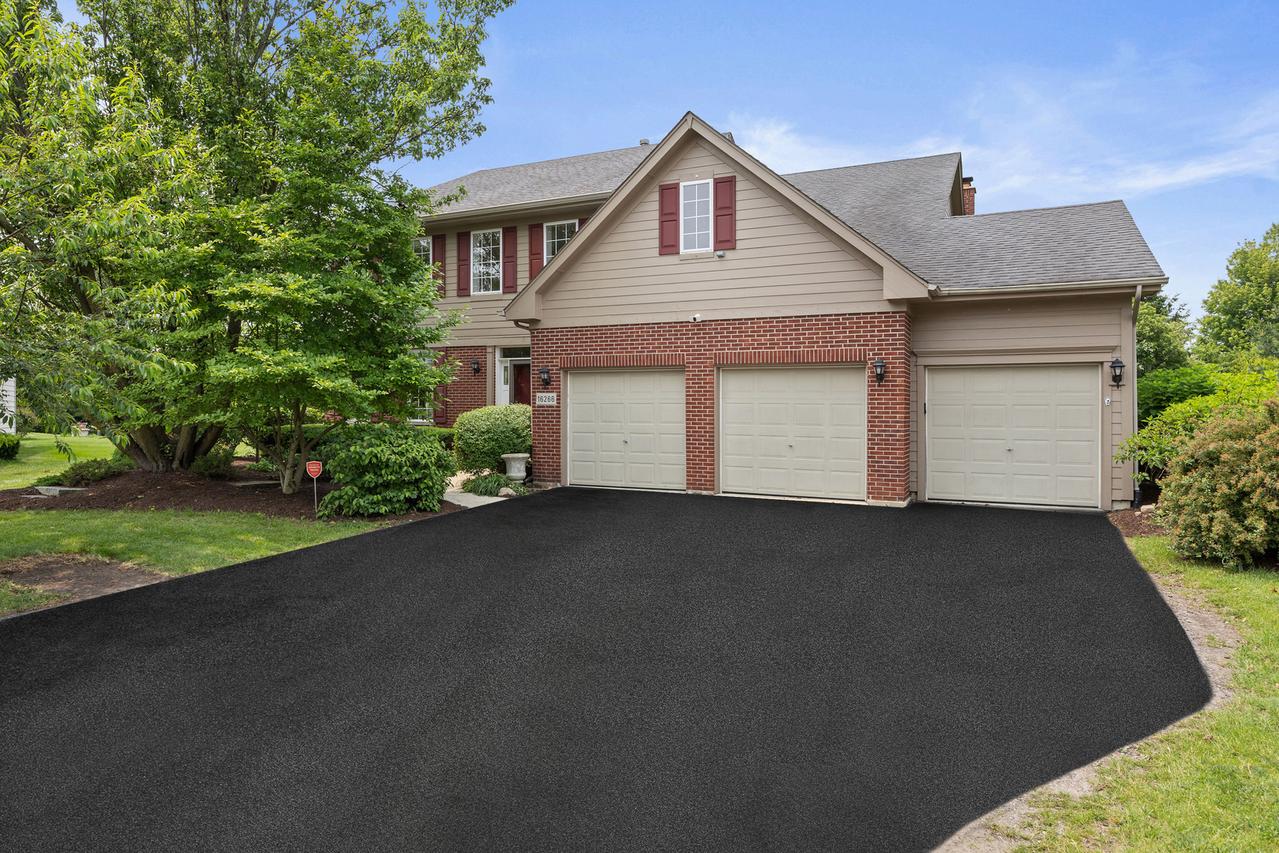 16266 W Mohawk Ct., Lockport, IL 60441