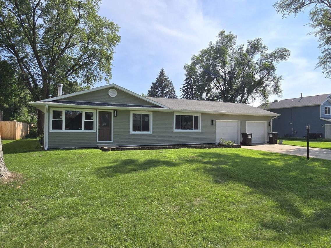 3009 Miller Dr., Mchenry, IL 60050