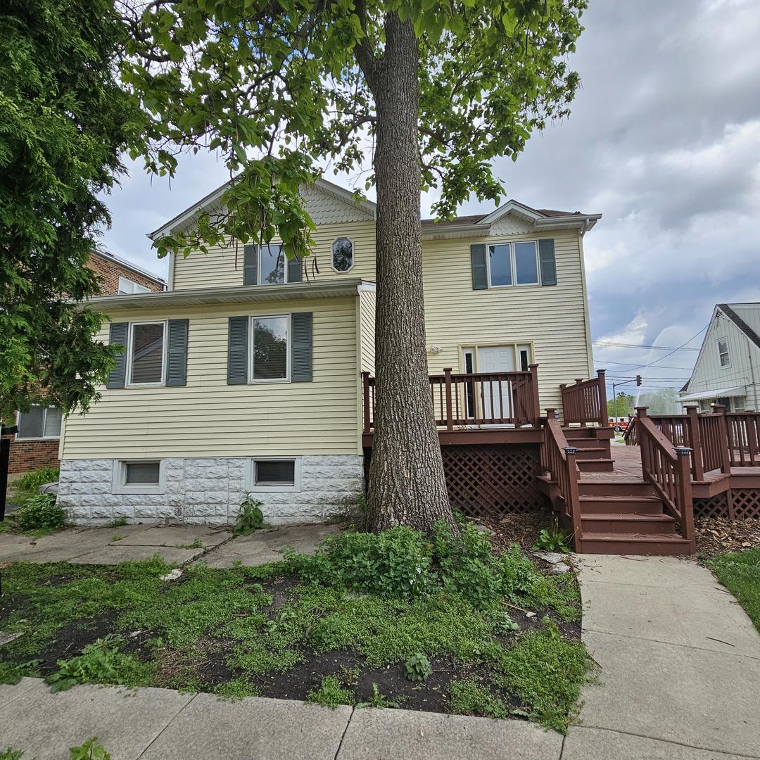 606 S York St., Elmhurst, IL 60126