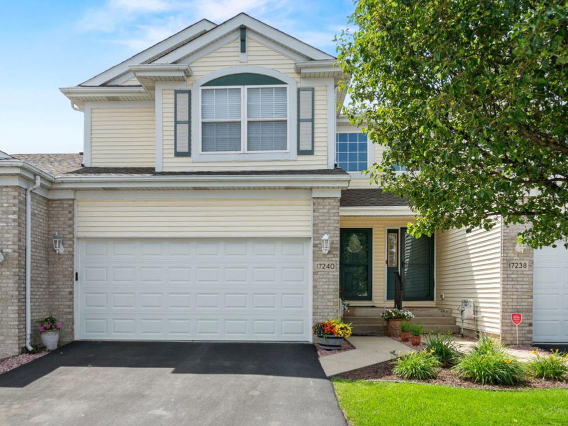 17240 Arrow Head Dr., Lockport, IL 60441