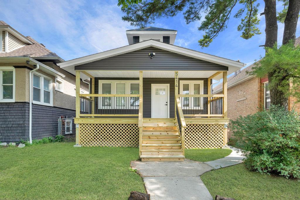 5414 W Haddon Ave., Chicago, IL 60651