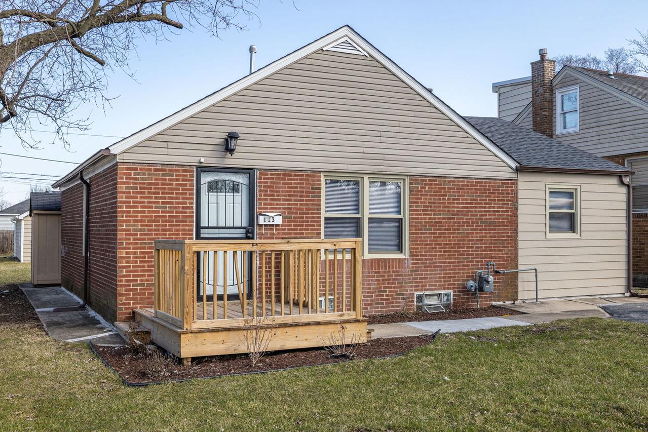 113 N Rebecca St., Glenwood, IL 60425