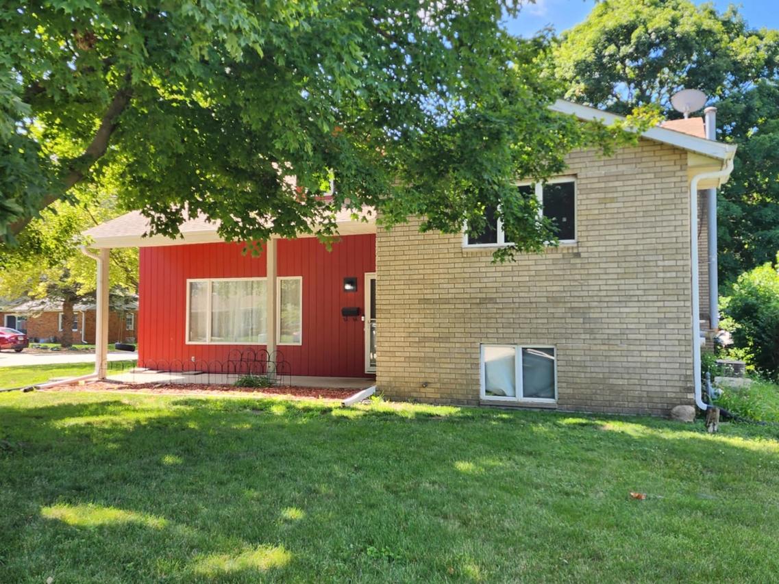 392 Jan Dr., Manteno, IL 60950