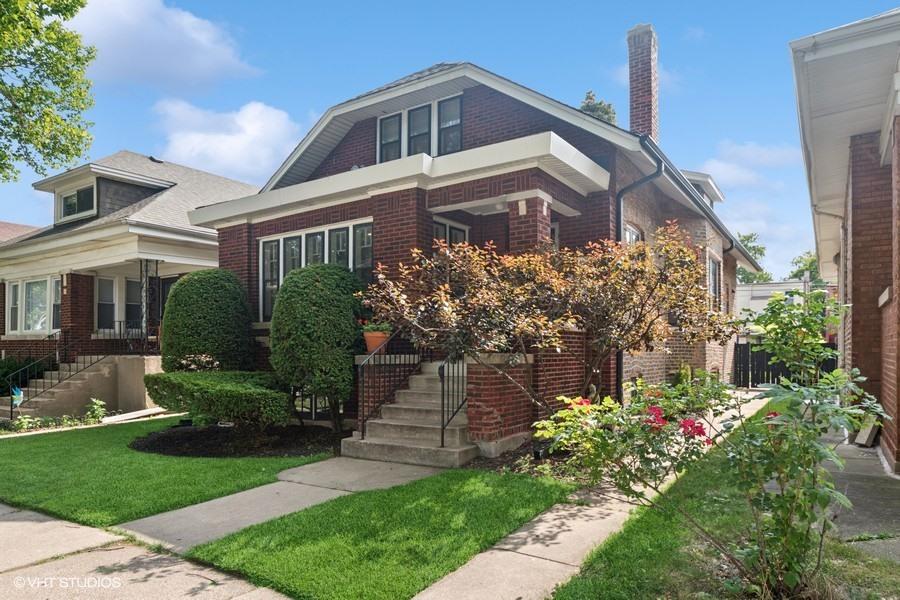 6239 N Campbell Ave., Chicago, IL 60659