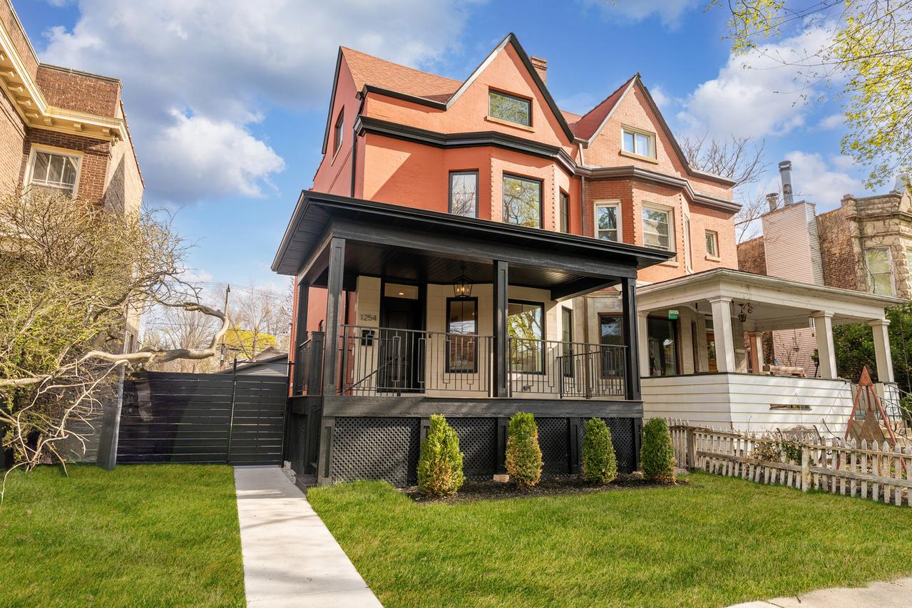 1254 W Norwood St., Chicago, IL 60660