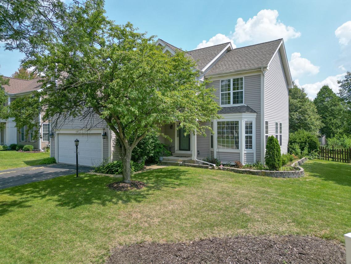 1961 Edinburgh Ln., Aurora, IL 60504