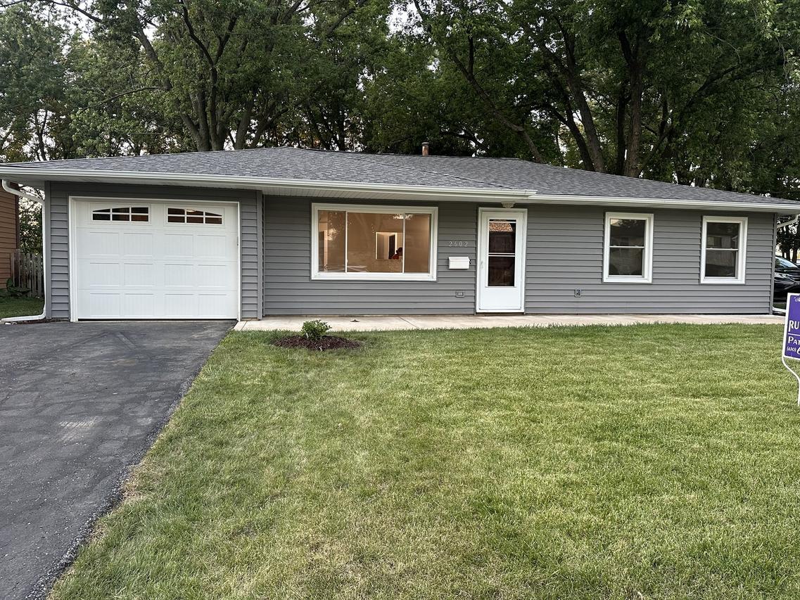 2602 Ravinia Ln., Woodridge, IL 60517