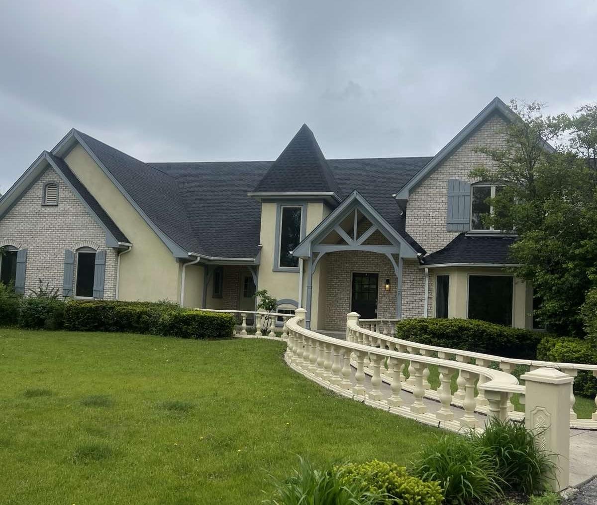 1161 Gavin Ct., Lake Forest, IL 60045