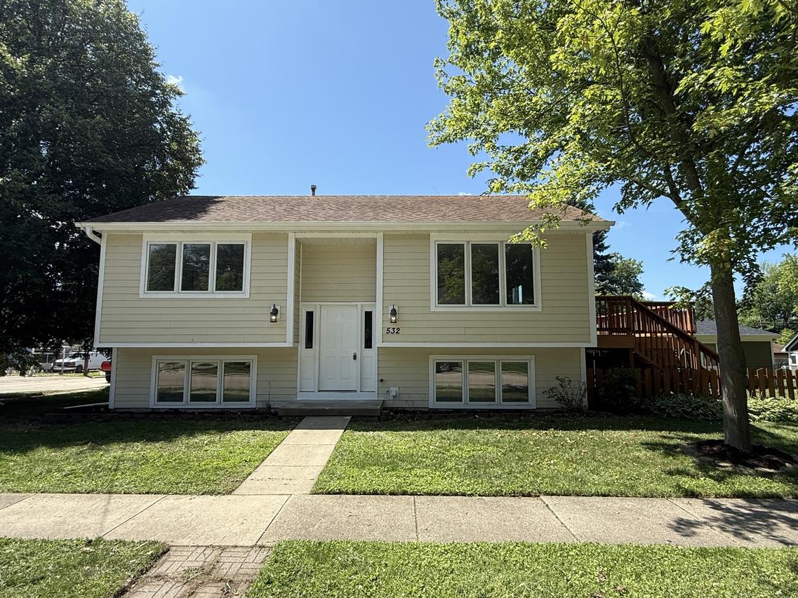 532 Harvey St., Dekalb, IL 60115