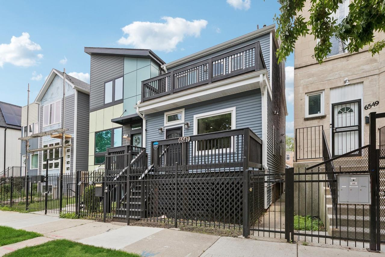 6547 S Langley Ave., Chicago, IL 60637