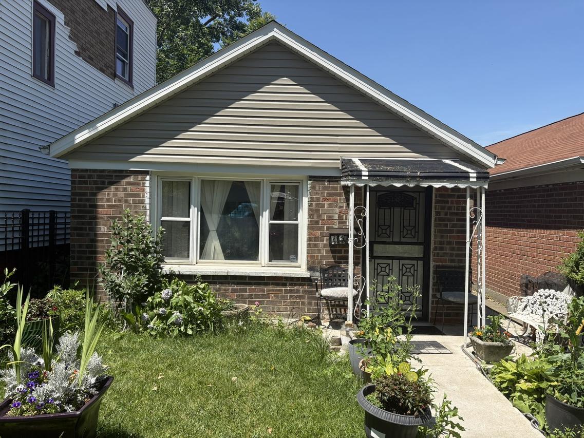 414 N Avers Ave., Chicago, IL 60624