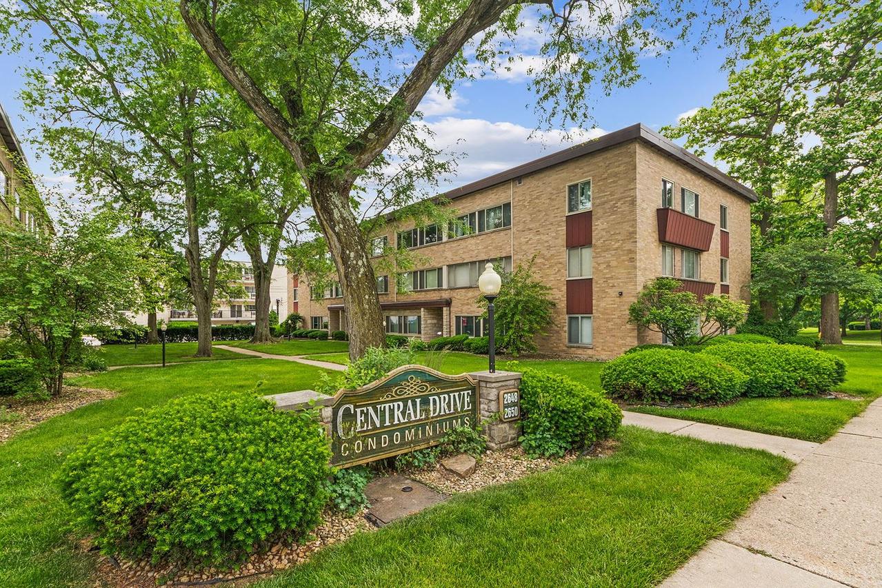 2650 Central Dr. #GS, Flossmoor, IL 60422