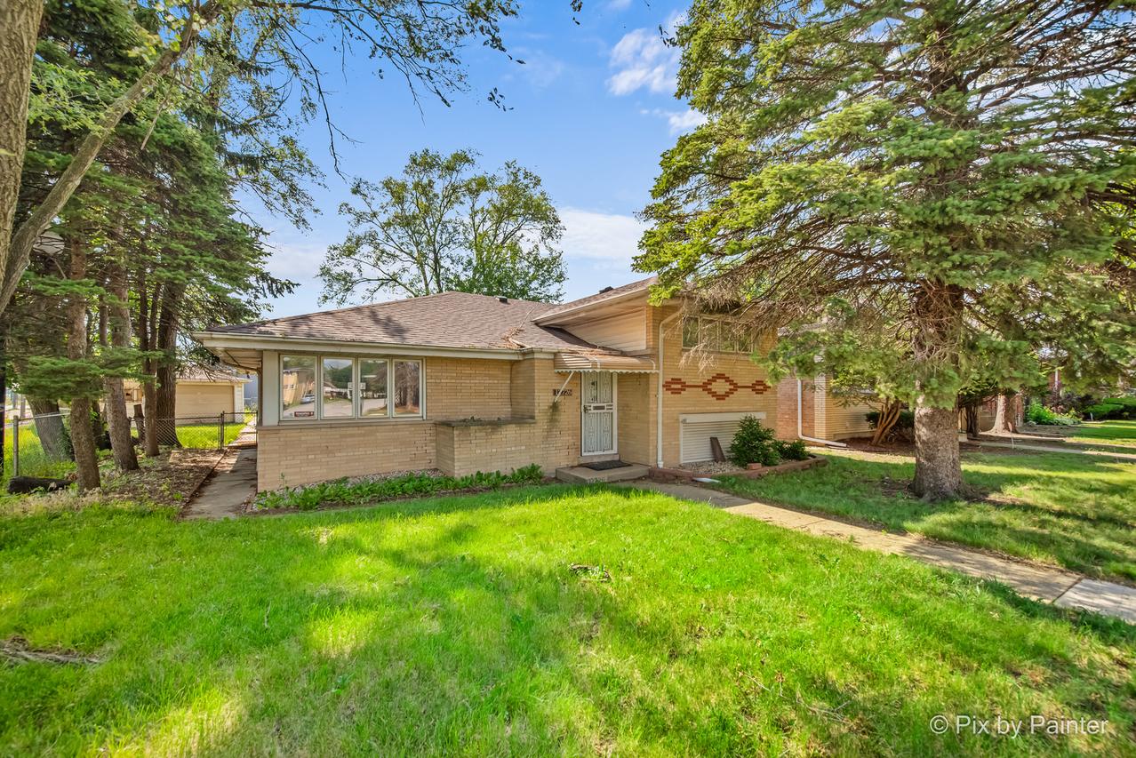 12726 S Emerald Ave., Chicago, IL 60628