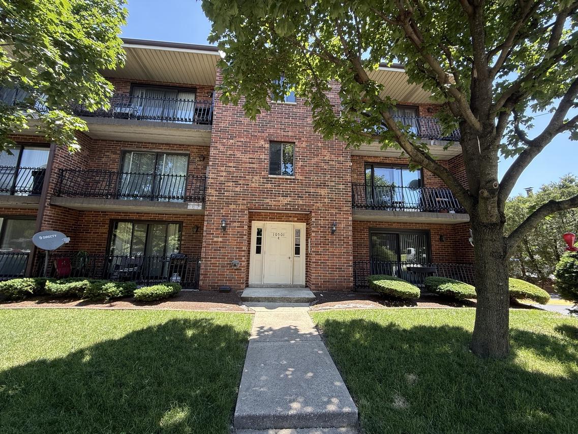 10501 S Highland Ave. #306C, Worth, IL 60482
