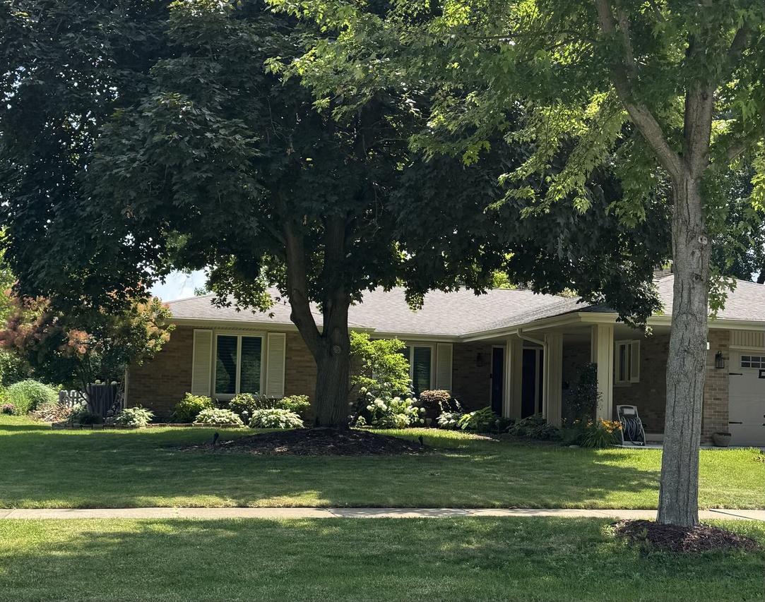 1617 Wadsworth Rd., Wheaton, IL 60189