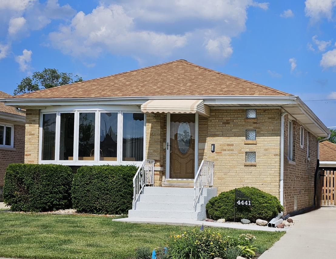 4441 N Orange Ave., Norridge, IL 60706