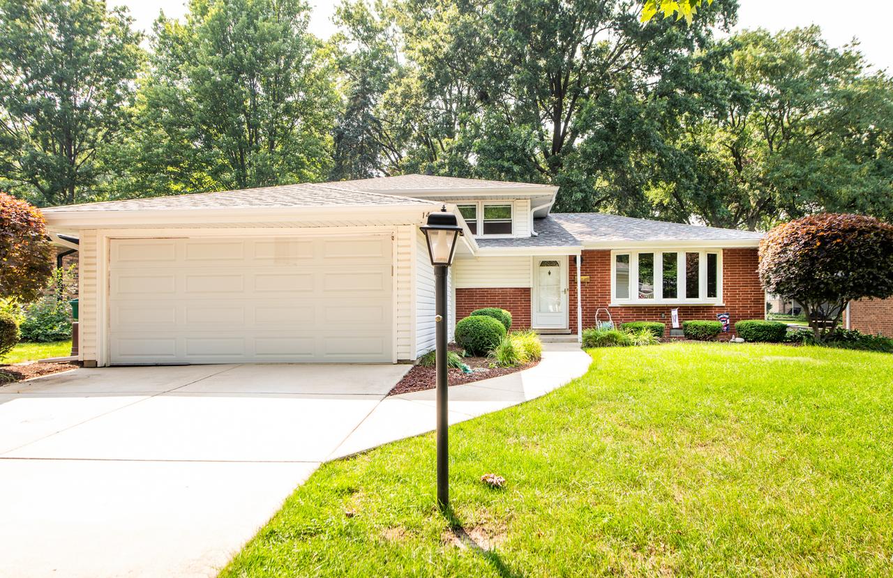 14440 Brentwood St., Orland Park, IL 60462