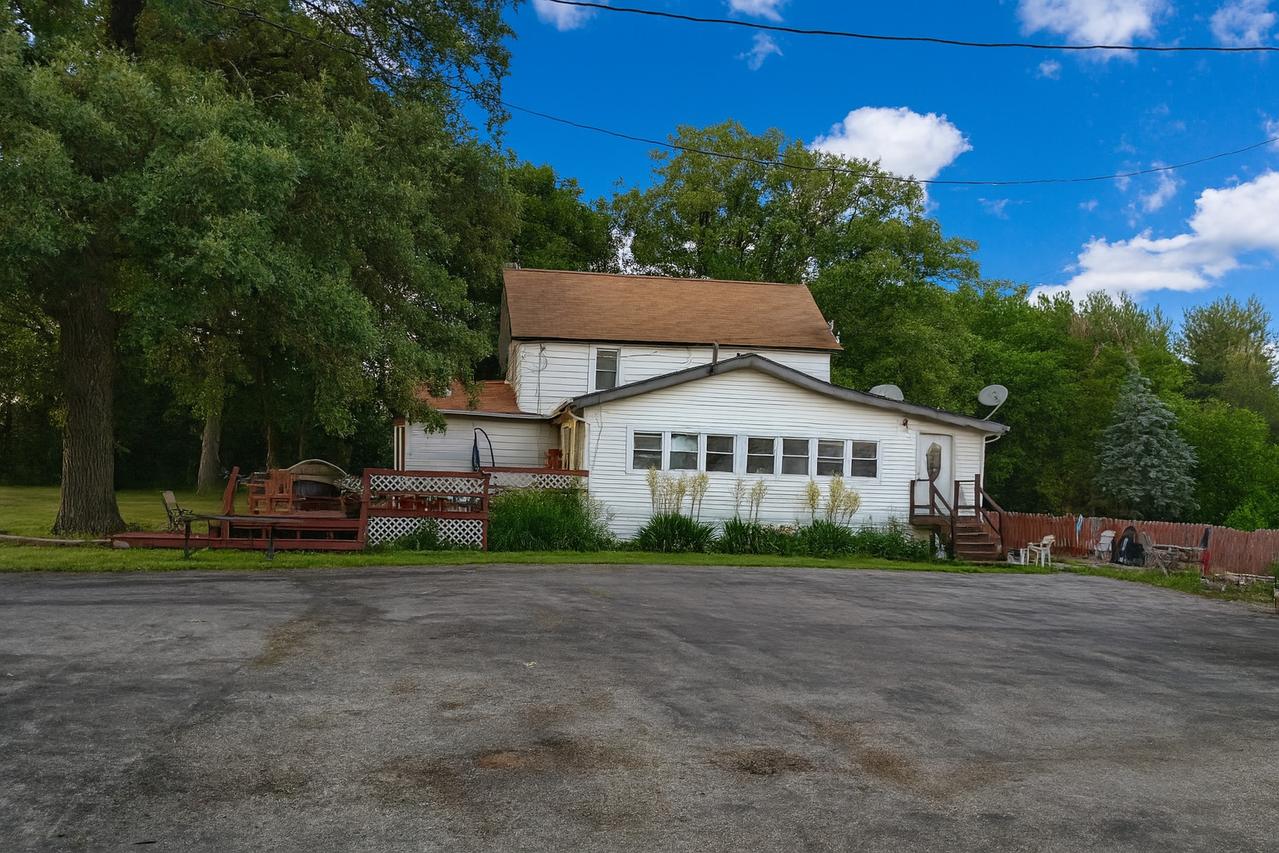 29153 S Klemme Rd., Beecher, IL 60401