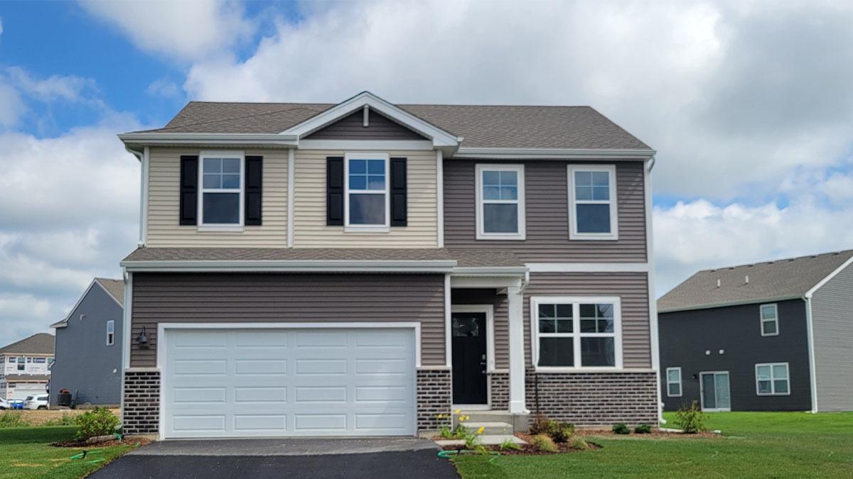 6911 Willow Dr., Wonder Lake, IL 60097