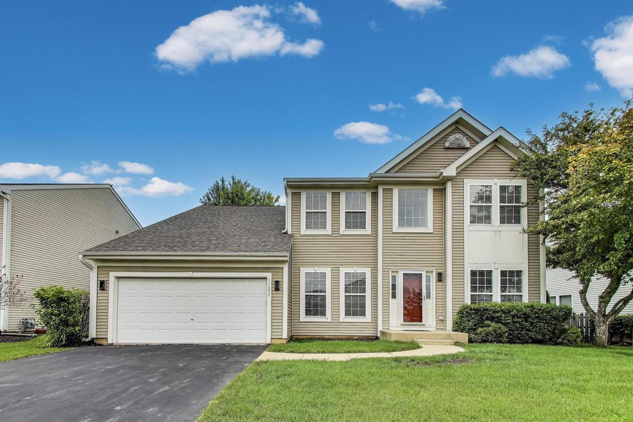 31692 N Clearwater Dr., Lakemoor, IL 60051