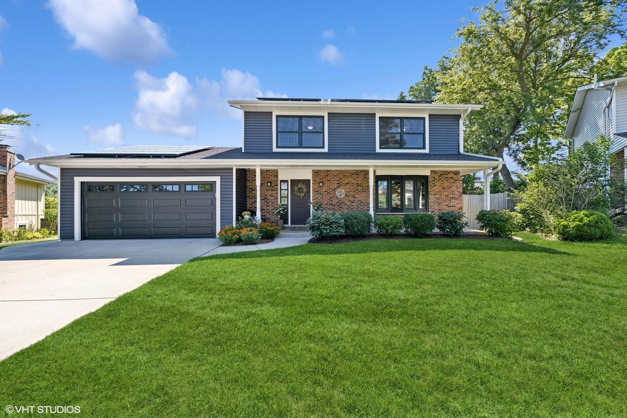 800 Braemar Dr., Mundelein, IL 60060