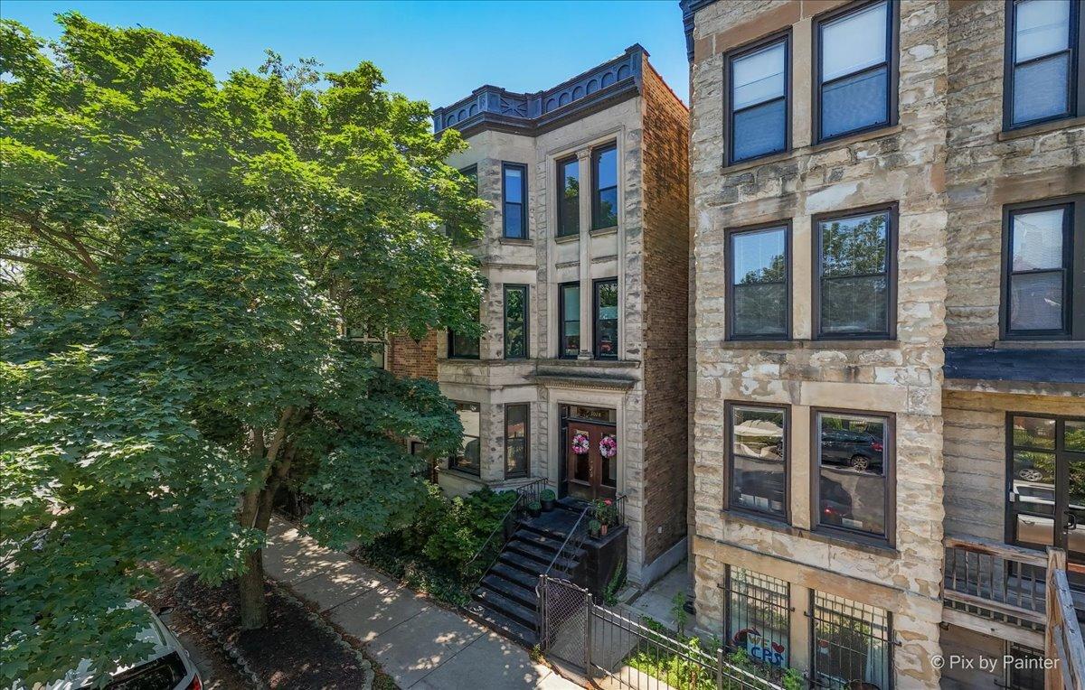 3028 N Kenmore Ave. #3, Chicago, IL 60657