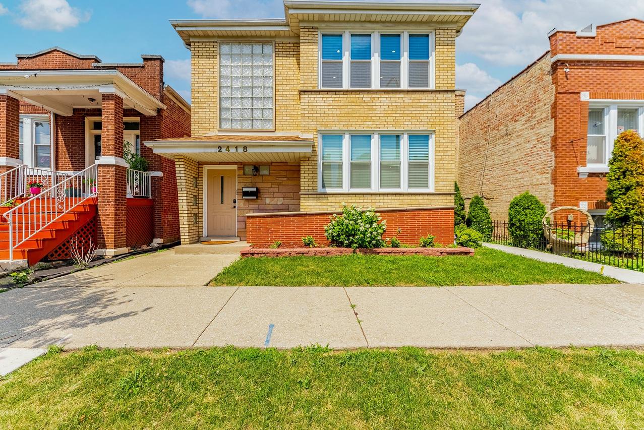 2418 S 58th Ave., Cicero, IL 60804