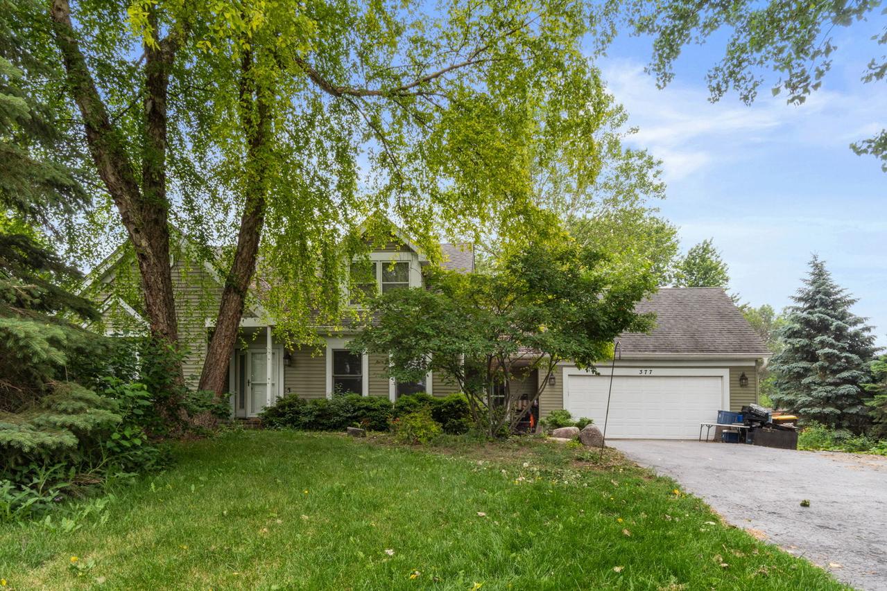 377 Pierce St., Gilberts, IL 60136
