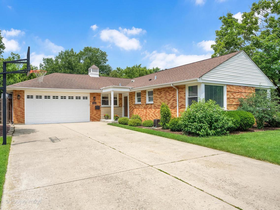5416 Howard Ave., Western Springs, IL 60558